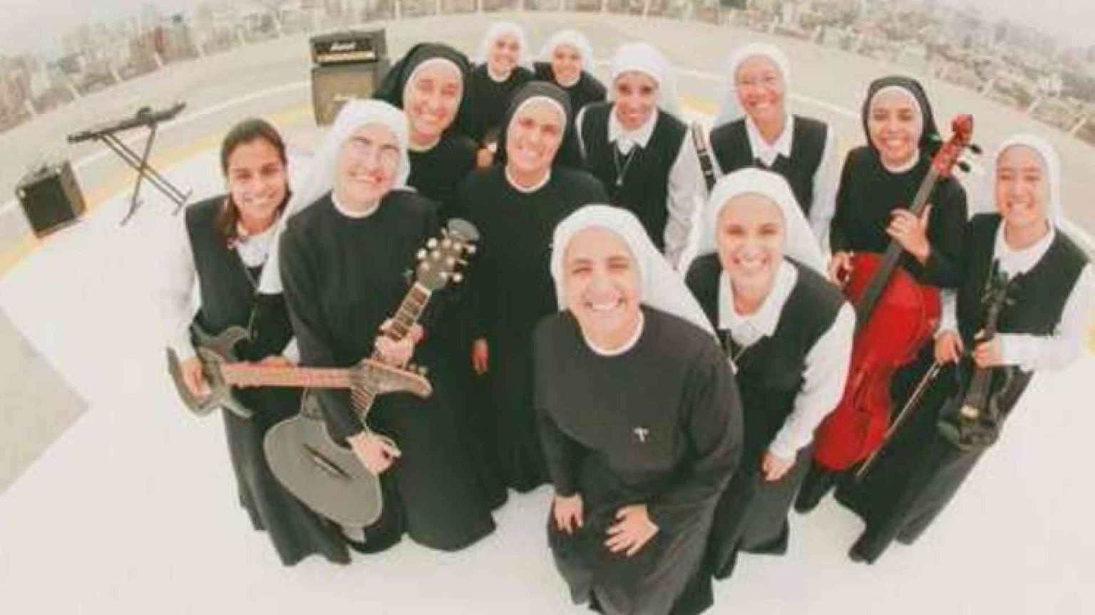 «Suore rock» suonano per Papa Francesco