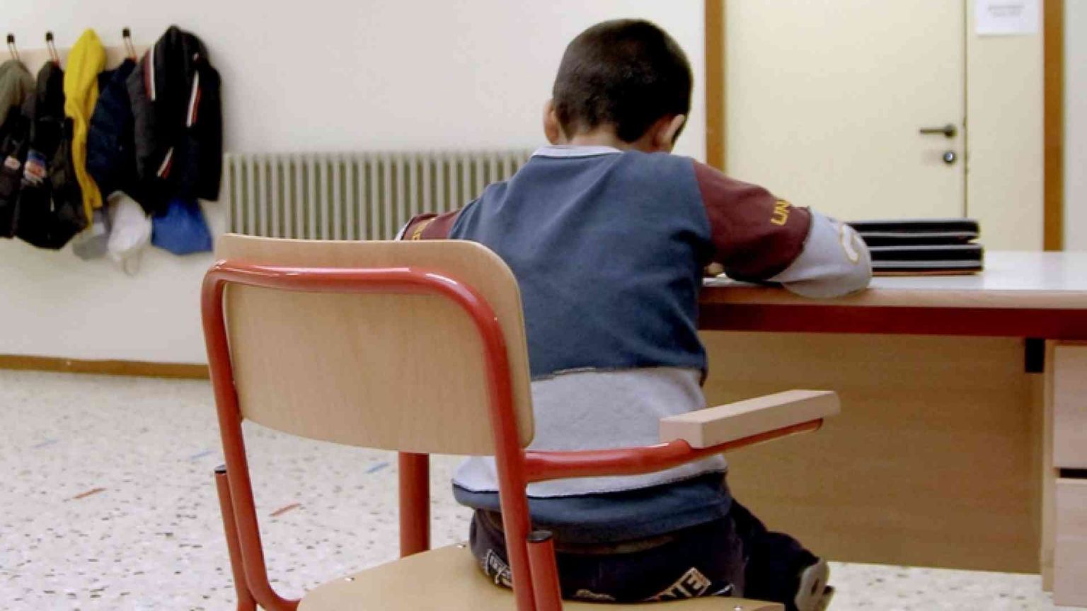 Se la scuola isola il bambino autistico