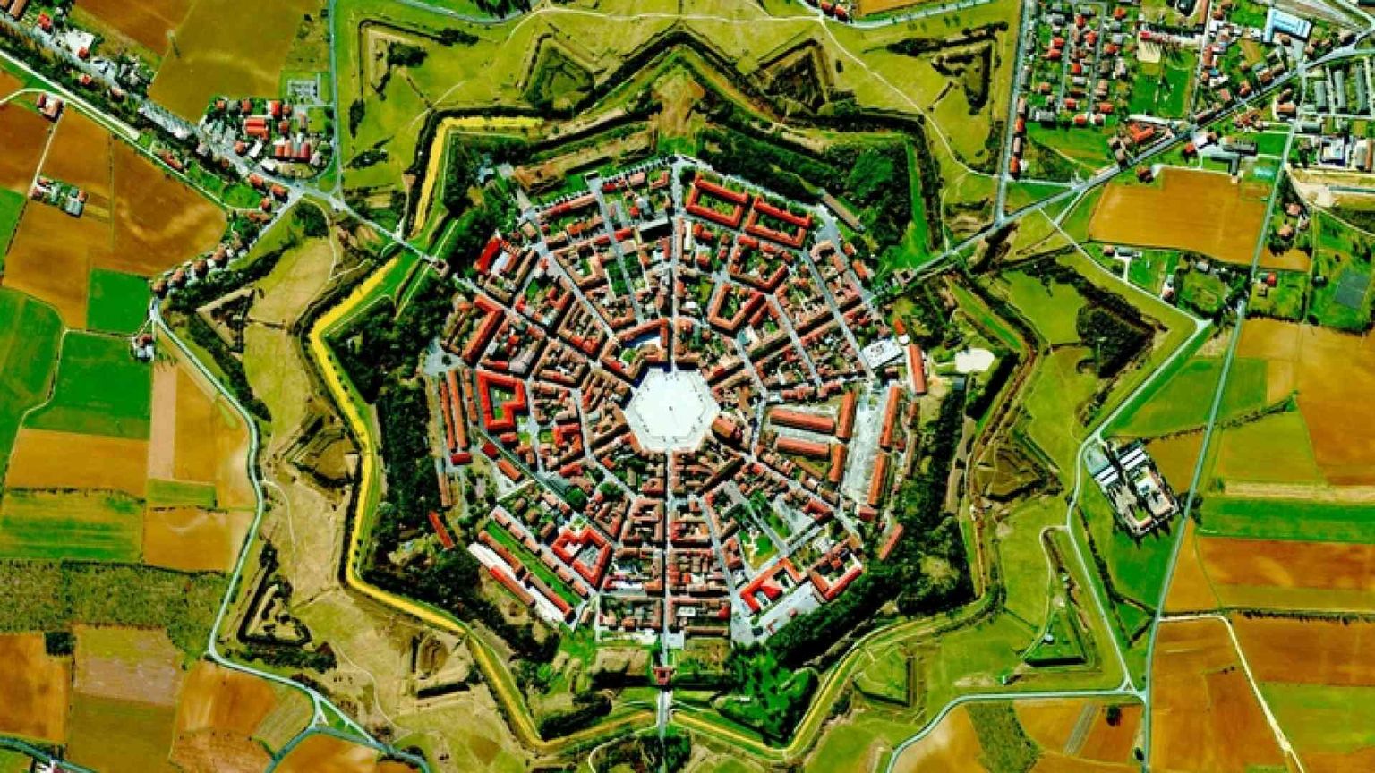 Città ideali, sogno o incubo?