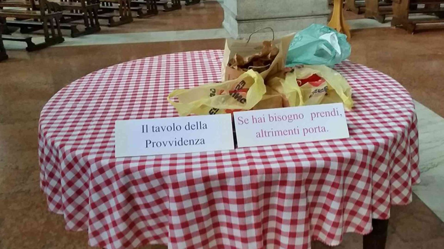 Il tavolo della Provvidenza che non resta mai vuoto