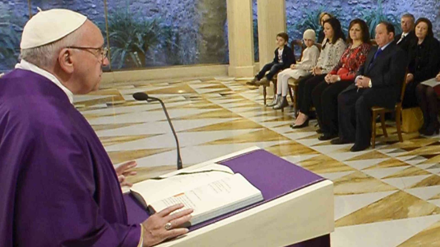 Il perdono senza limiti di Dio che “dimentica” i peccati