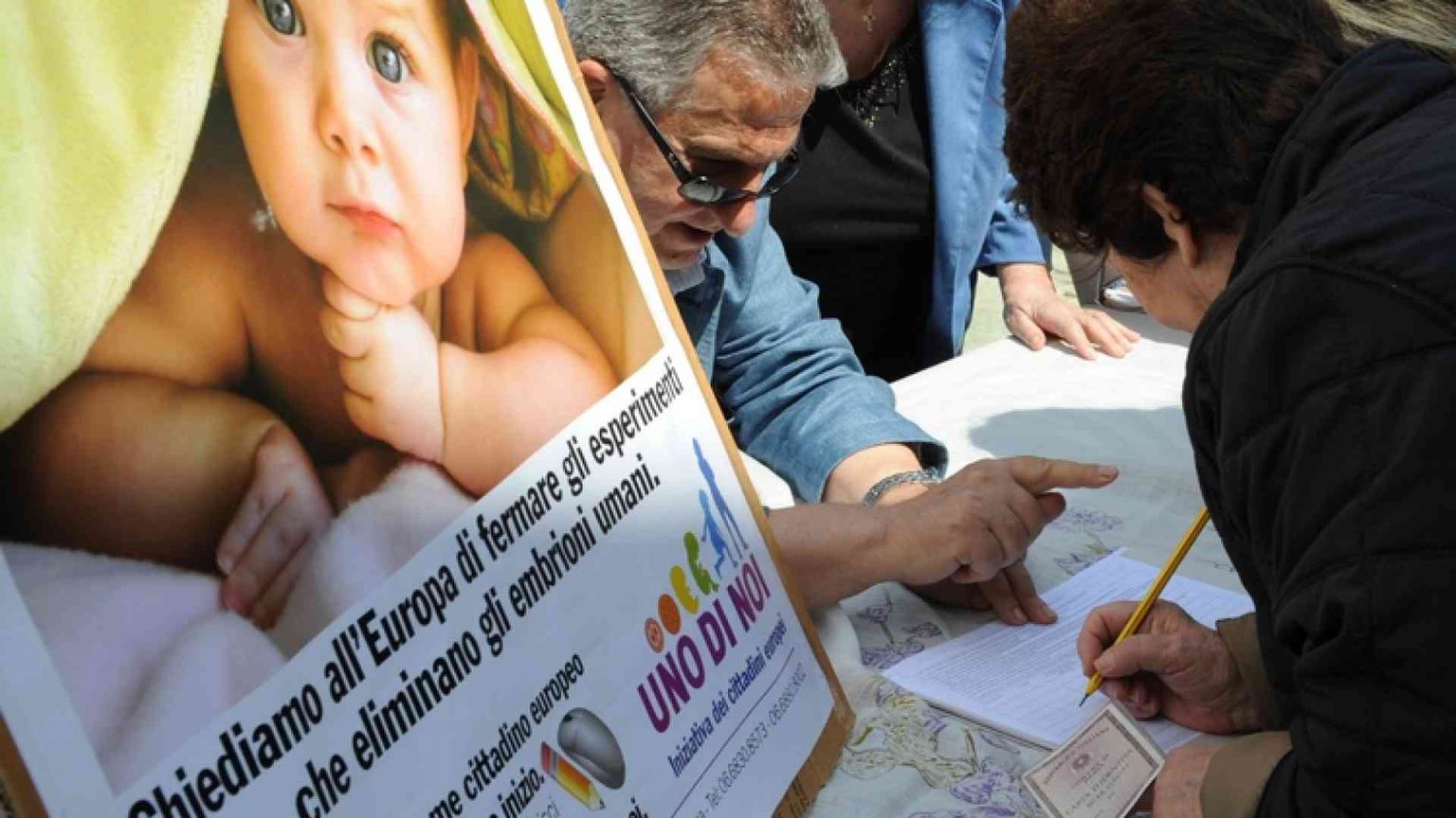 Vita, buone notizie da Parigi. Il tempo dei ponti