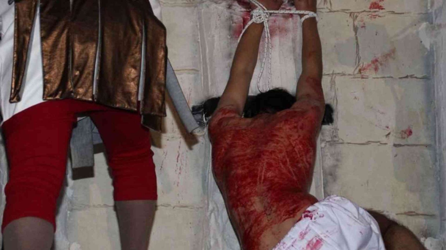 Il ritorno della "Passione" nella Grecìa salentina Le pene di Cristo e di Maria in un canto di questua