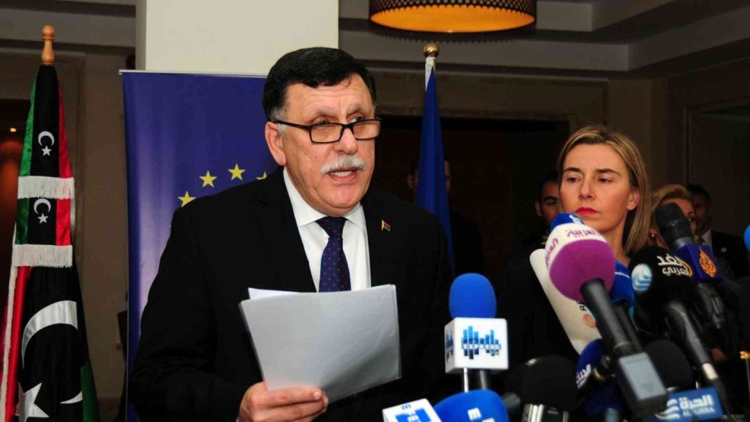 Arriva via mare il governo della Libia