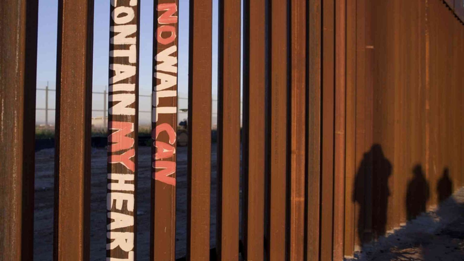 I nuovi muri anti-migranti alzati in Usa