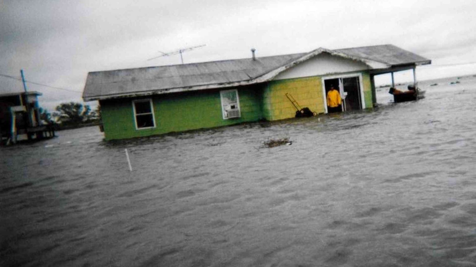 Dai ghiacci che si sciolgono i primi profughi Usa