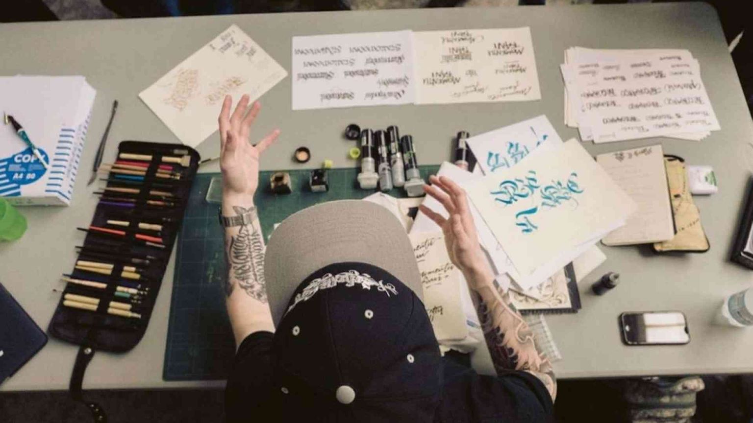 Calligrafia: il pennino corre sul web