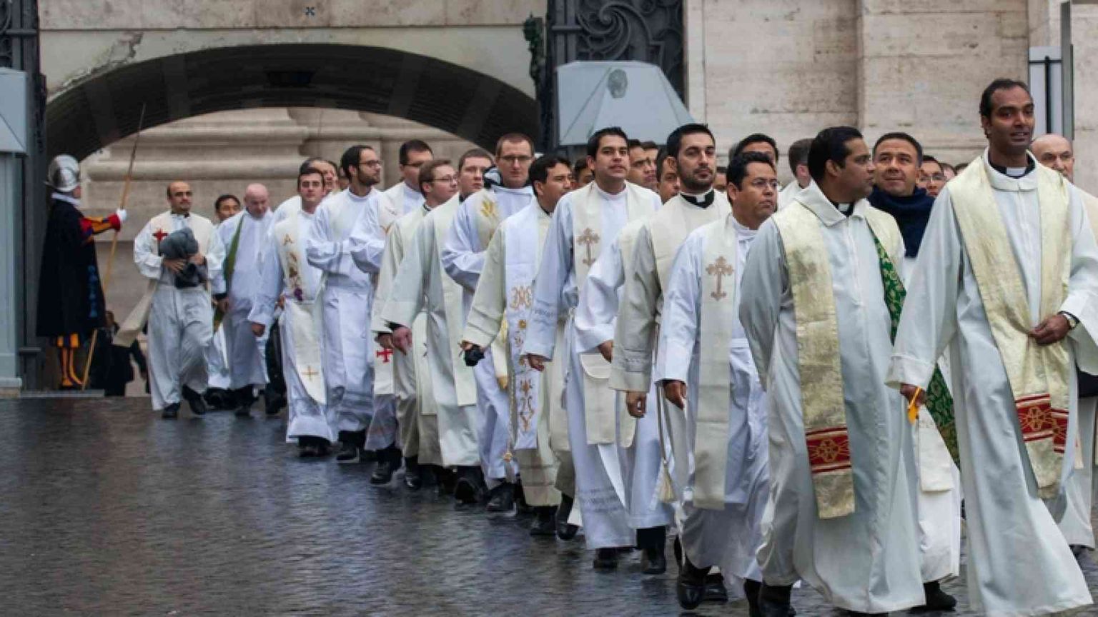 Giubileo, i sacerdoti col Papa da tutto il mondo
