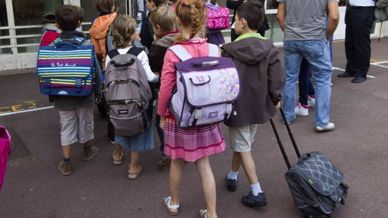 Parigi verso la stretta sulle scuole paritarie