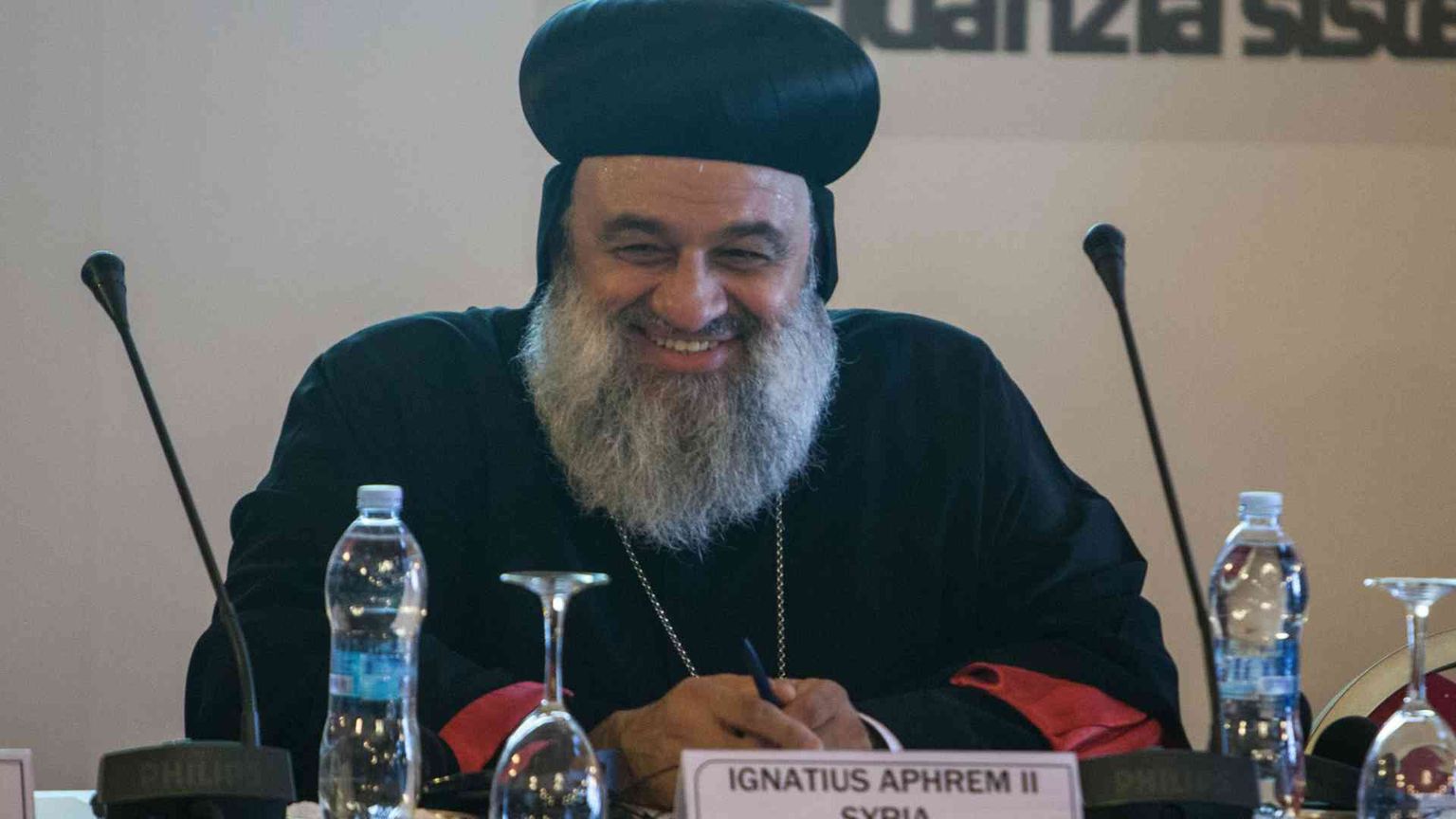 Siria, kamikaze: il patriarca si salva