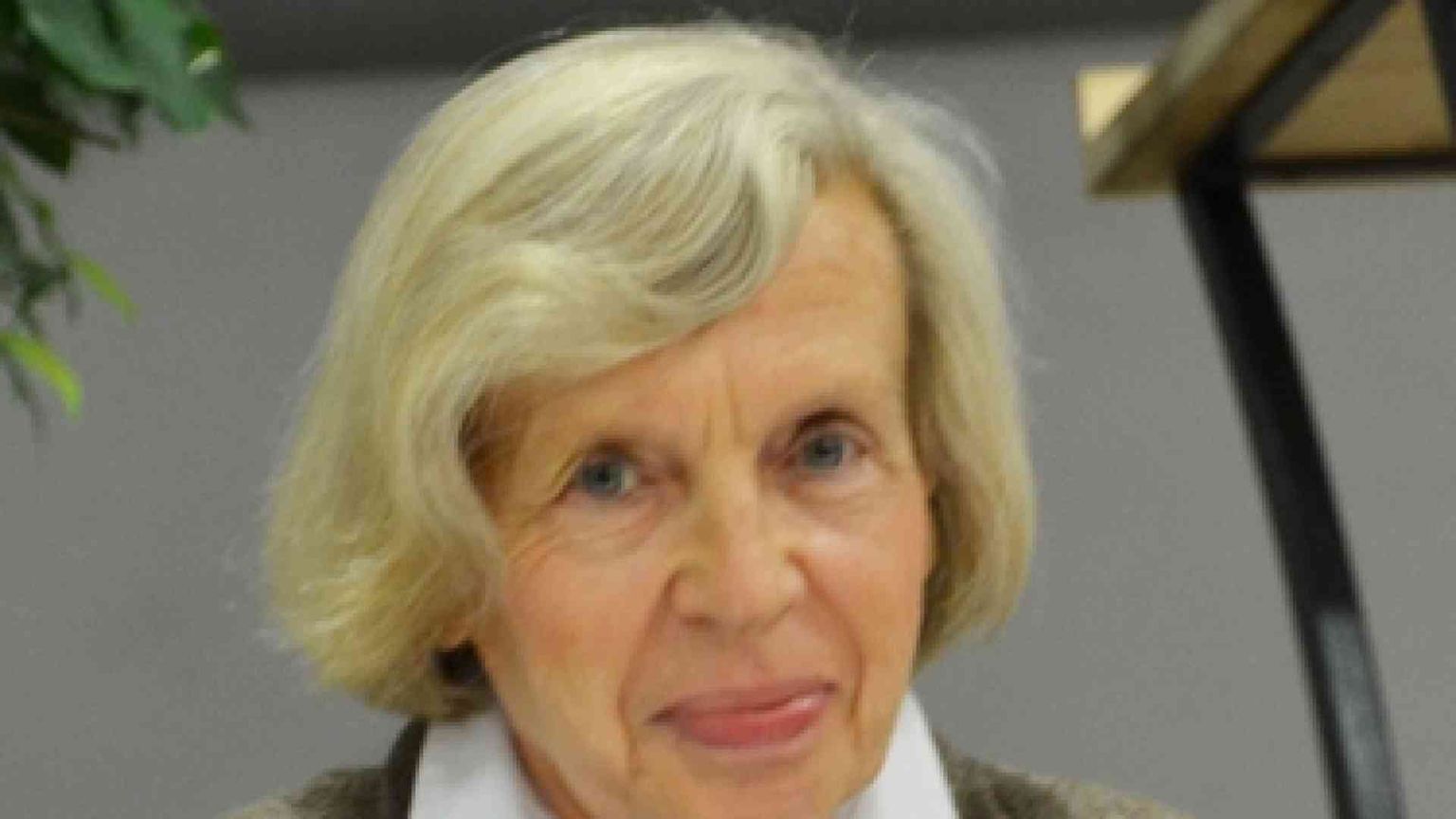 La comodità di chiamarsi atei. Parla la filosofa Chalier