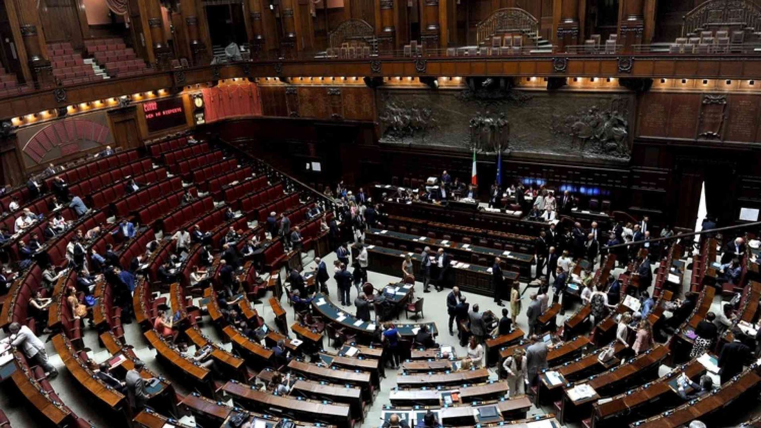 Ddl povertà, sì al reddito di inclusione