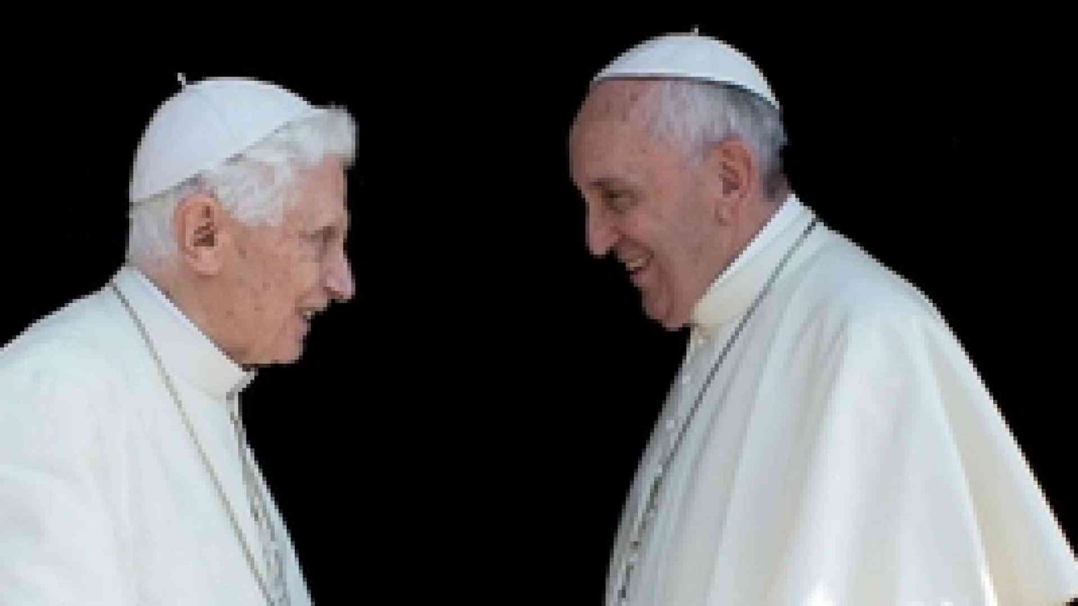 Francesco: «Fede e cultura i doni alla Chiesa del mio predecessore»