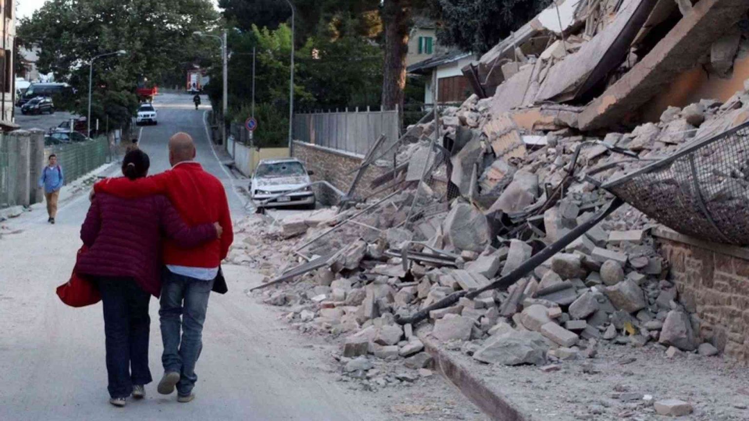 Il terremoto: spinti e guidati da una strana forza