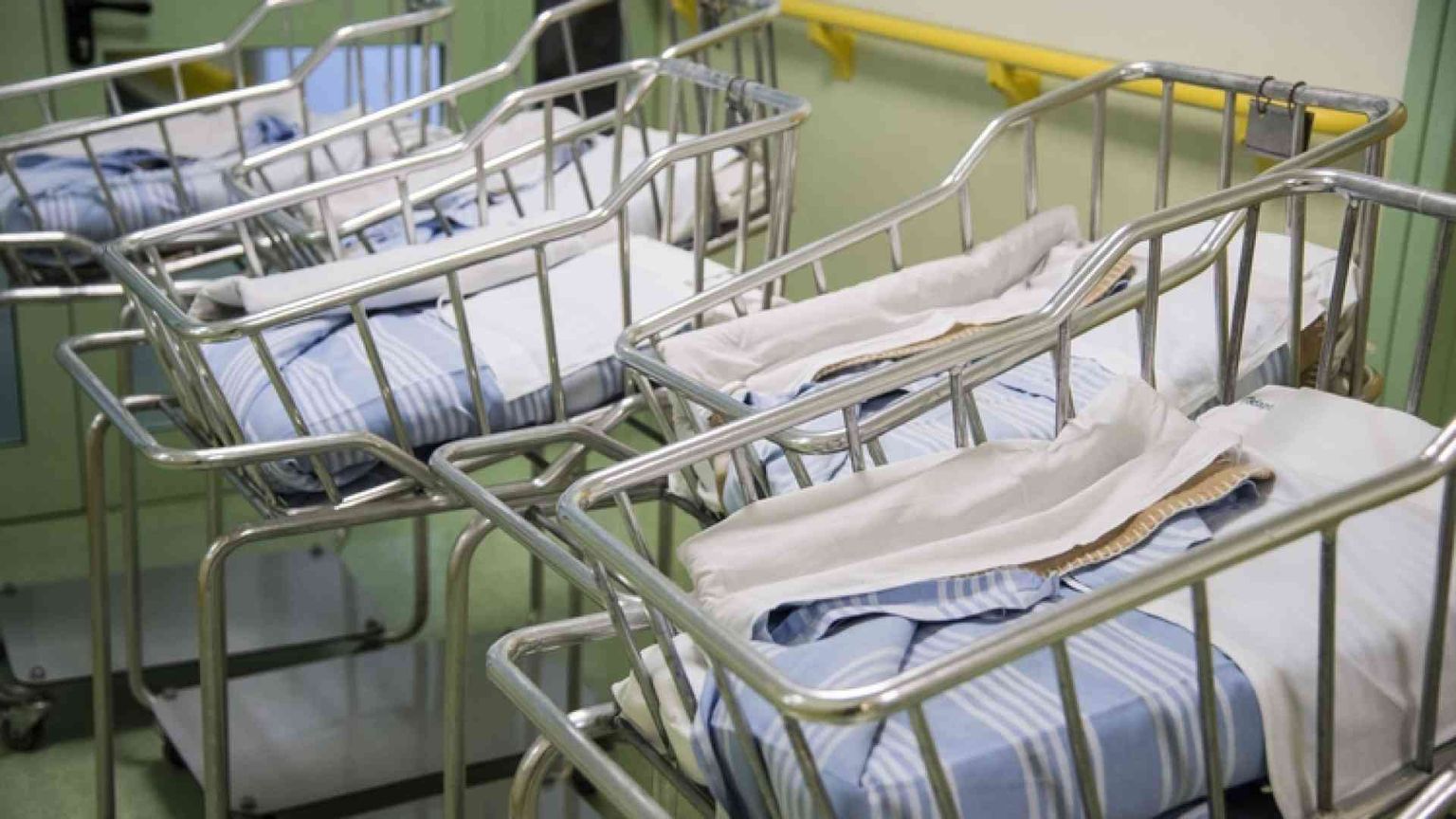 Natalità, ripresa più dura senza matrimoni