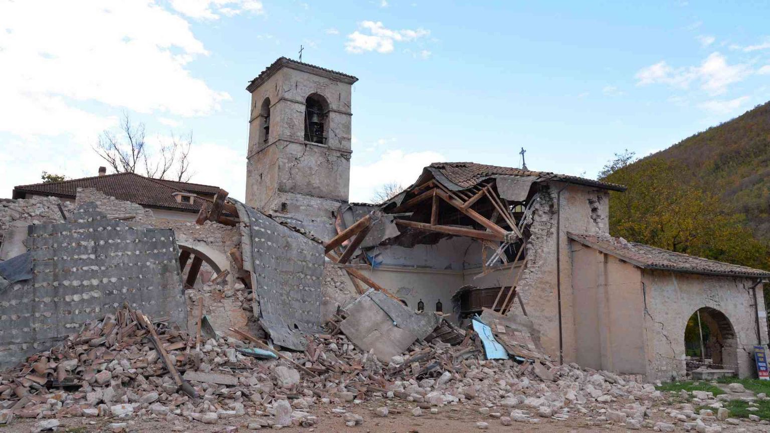 Preghiera e raccolta fondi per le popolazioni