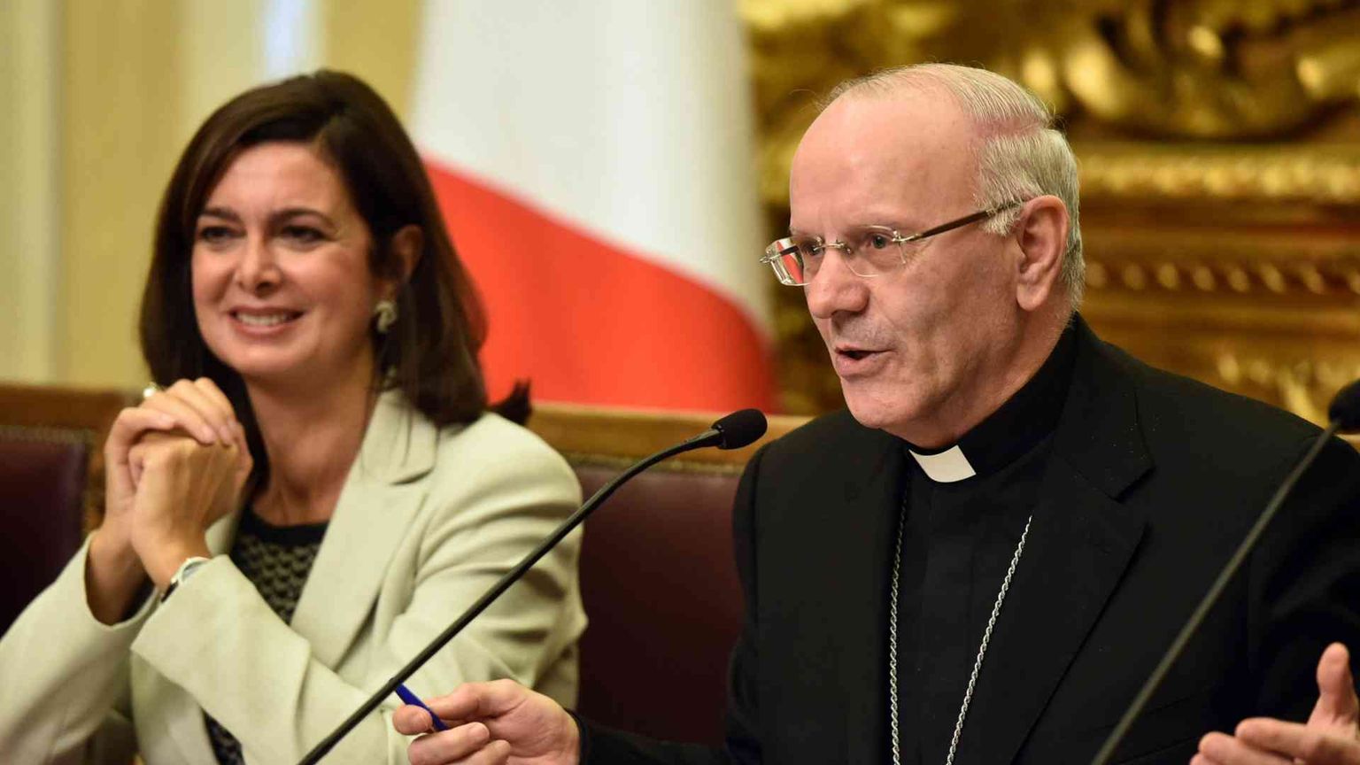 Audizione alla Camera, Galantino: i nazionalismi minacciano l'Europa