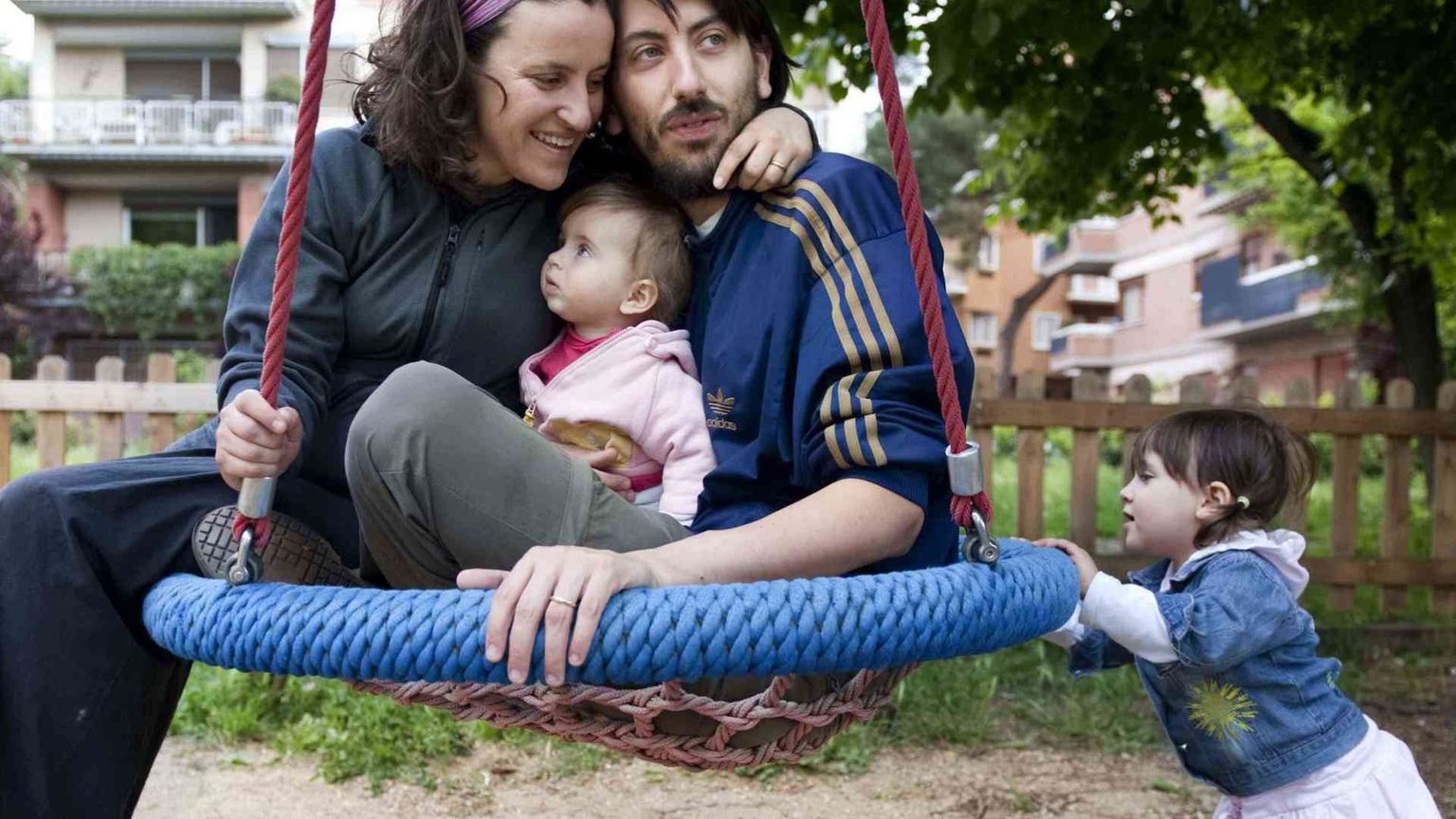 Natalità, nella manovra segnali di attenzione. Non un piano famiglia