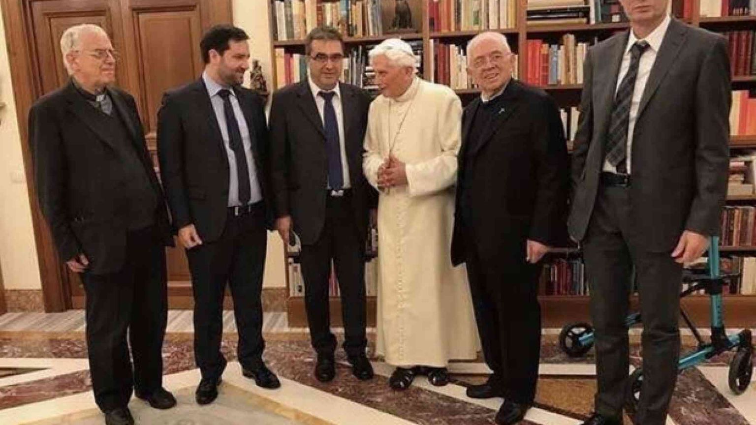 Il Premio Ratzinger ai teologi Inos Biffi e Ioannis Kourempeles