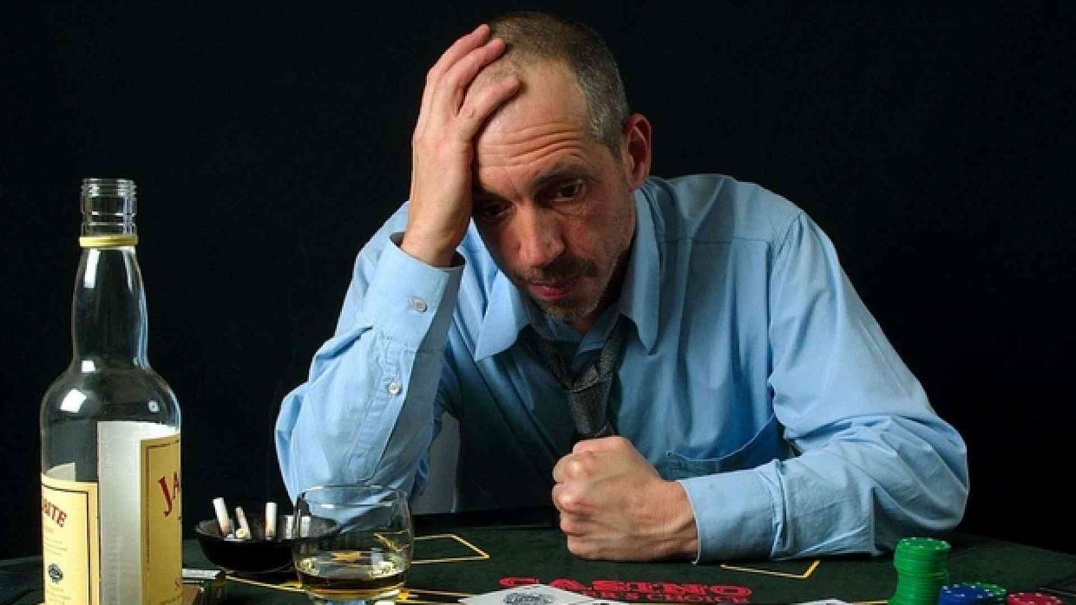 Il giocatore patologico? L'operaio di mezza età con figli