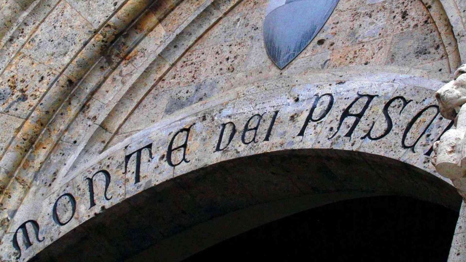 Pesa anche il caso Mps: niente salti nel buio