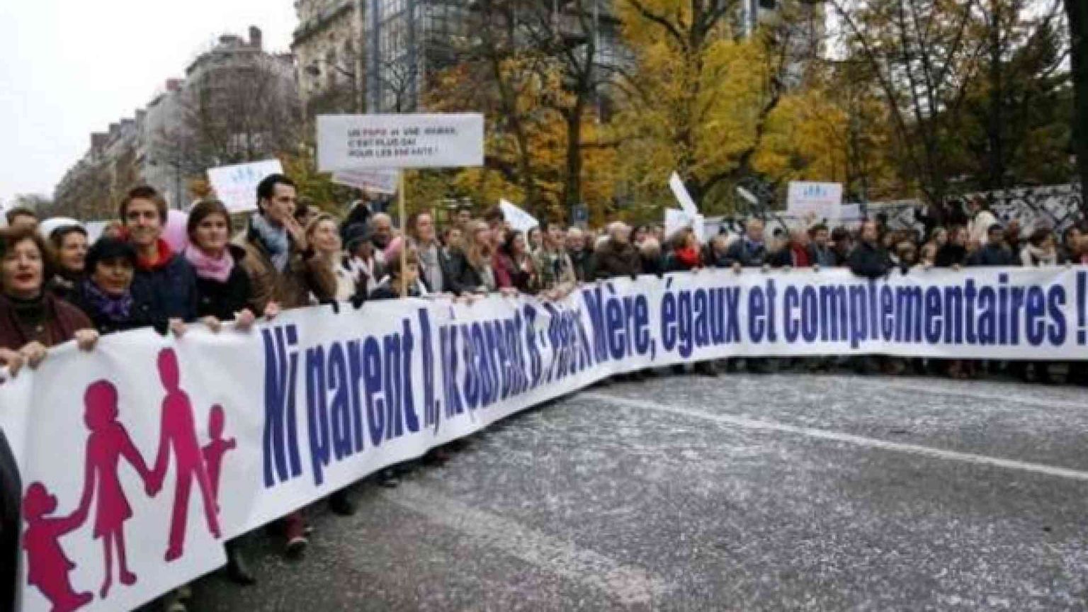 Francia, media in campo contro la legge bavaglio