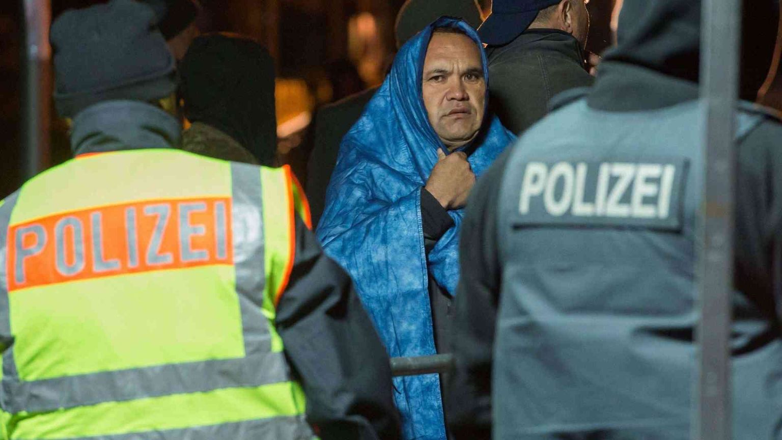 Al via i rimpatri forzati dei migranti afghani