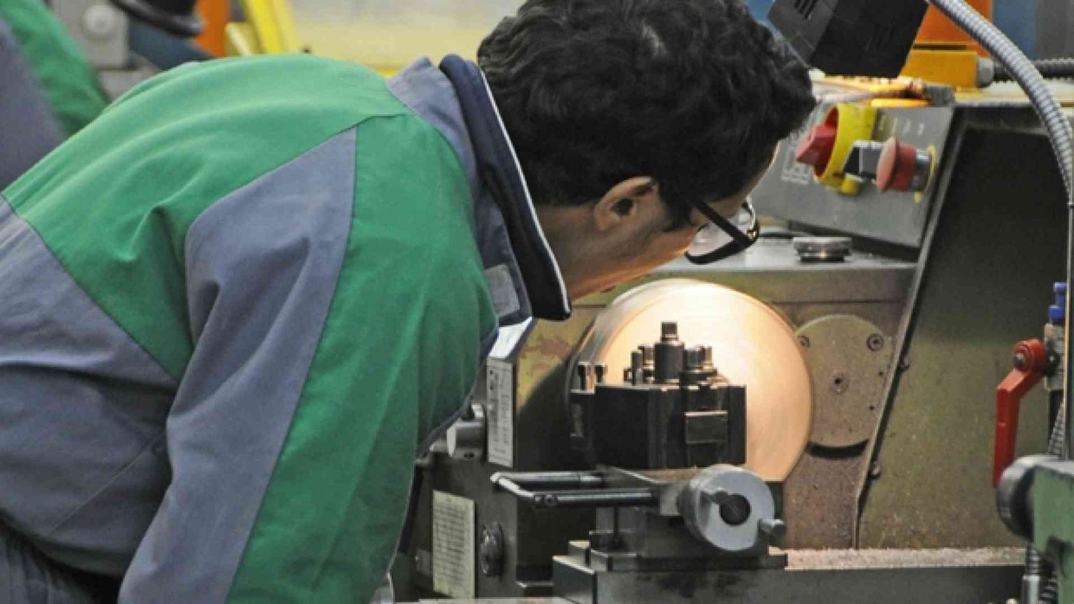 Né conservare né rottamare: una sintesi oltre il Jobs Act