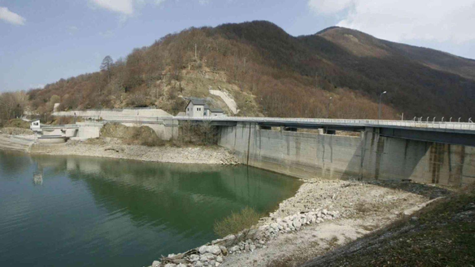 Per diga Campotosto non c'è pericolo imminente di «effetto Vajont»