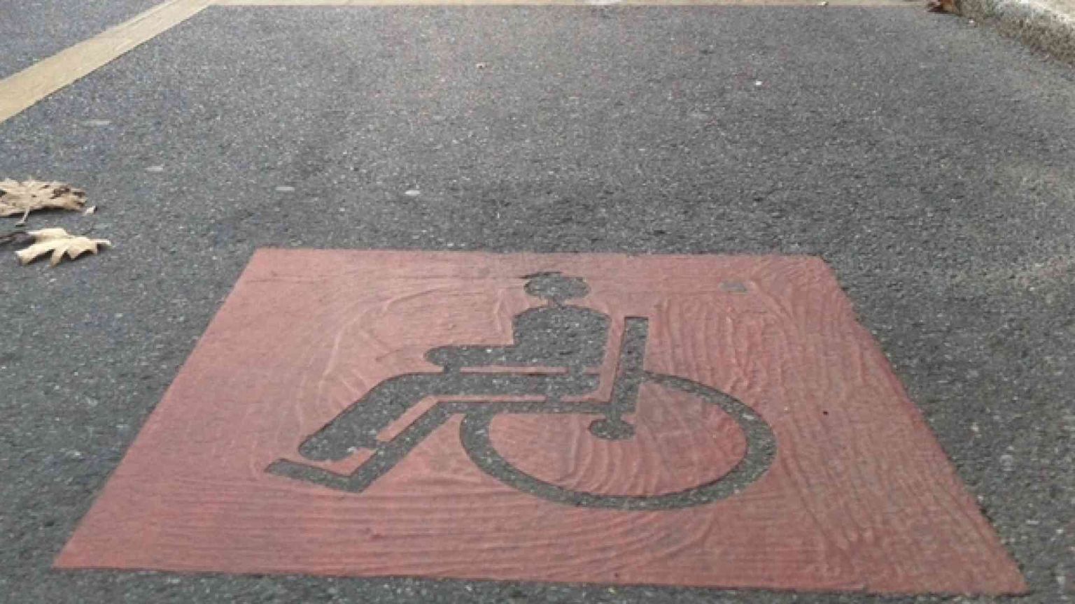 Il vero scandalo degli invalidi: l’assegno di 279 euro