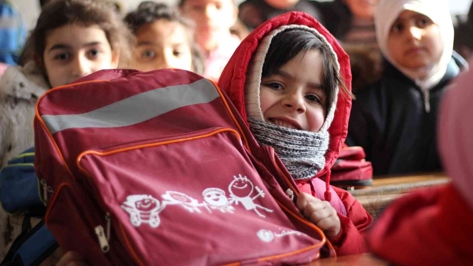 Ad Aleppo (Siria) le scuole risorgono sulle macerie