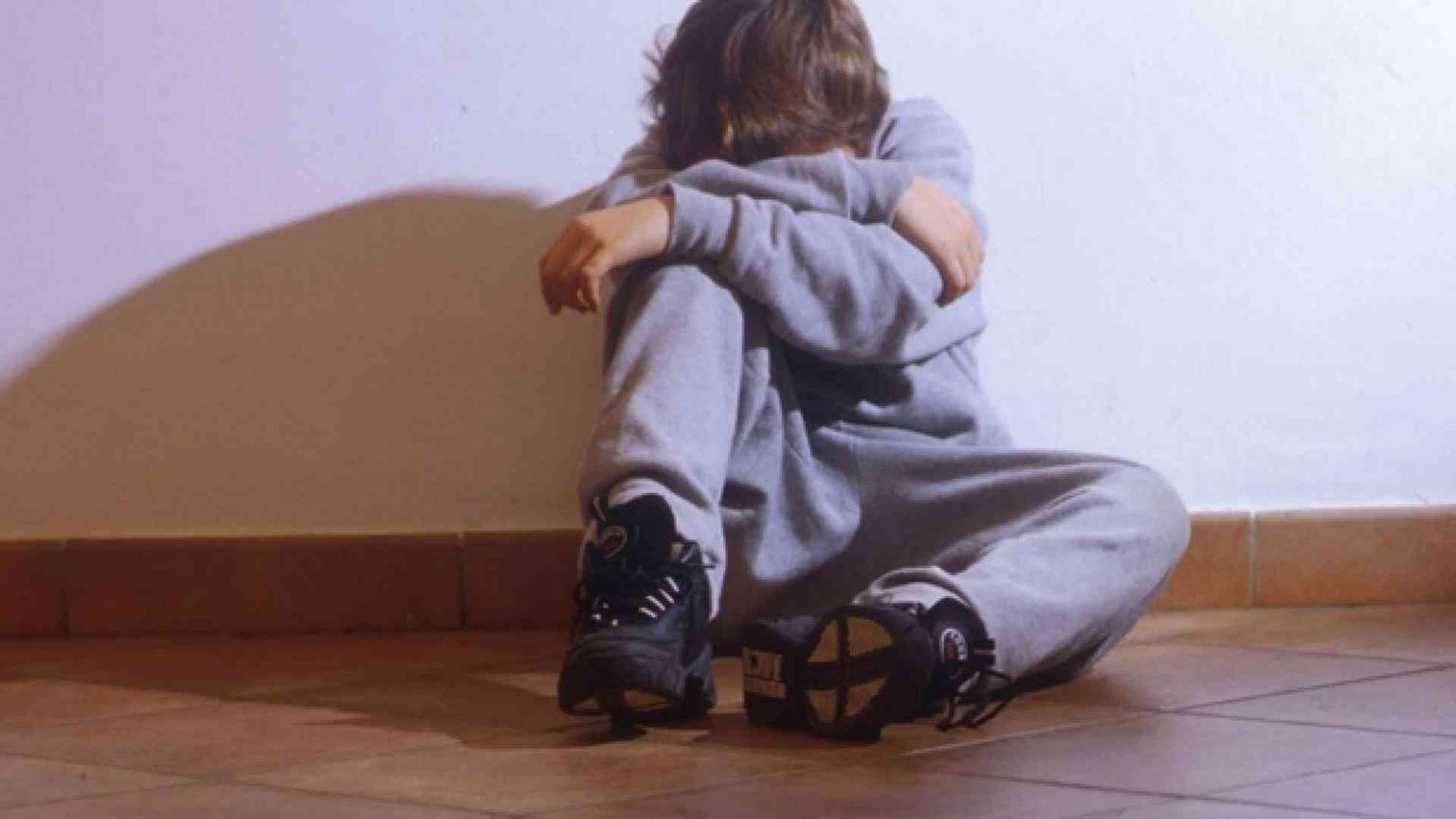 La vergogna dei 100mila bambini maltrattati