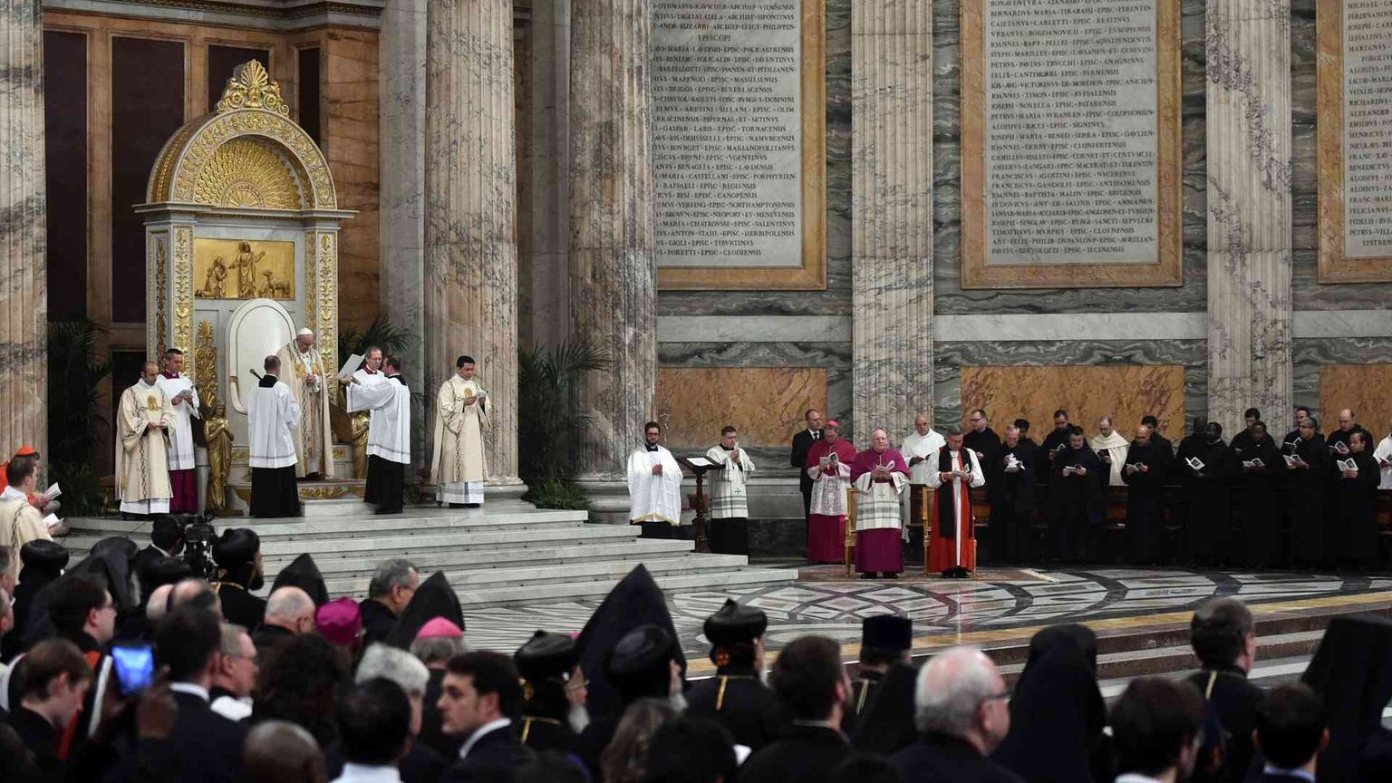 Papa Francesco agli evangelici: camminiamo assieme senza rancori