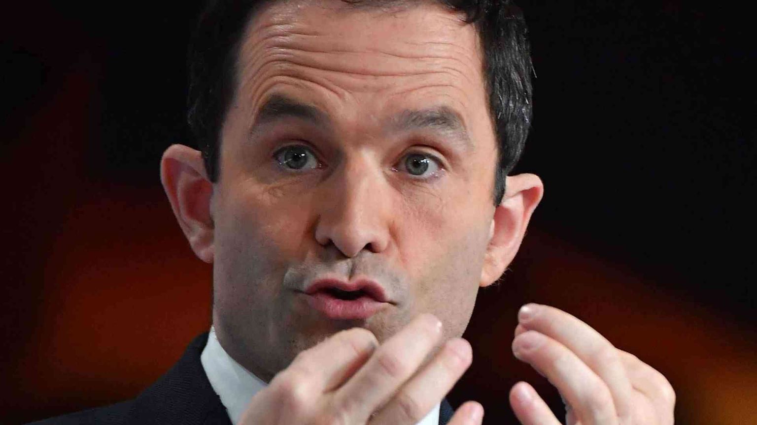 Meno popolo e più «bobos»: mutazione al ribasso del Ps