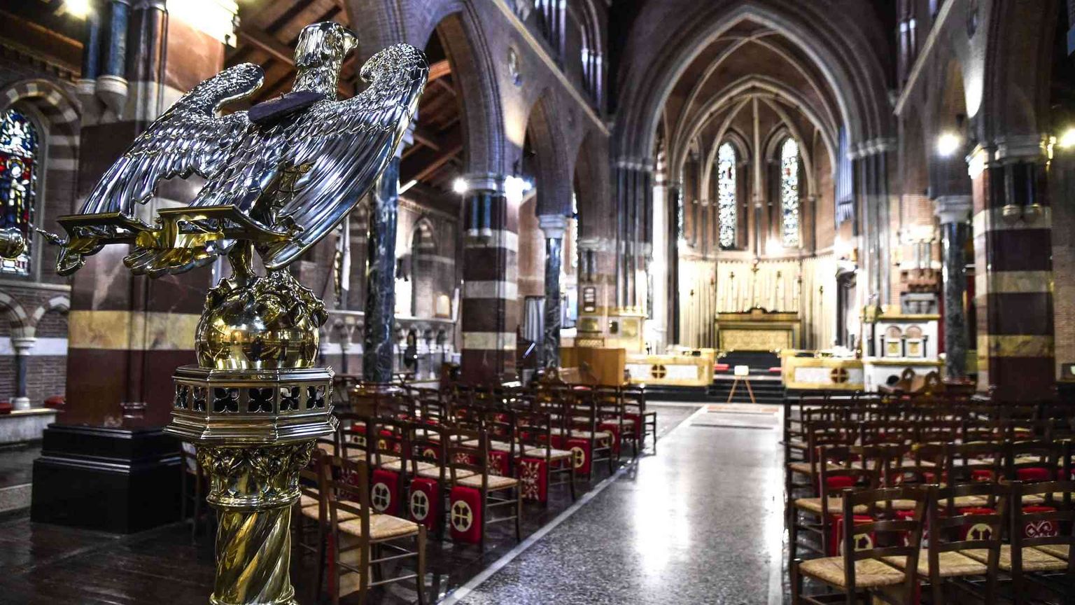 Il Papa nella chiesa anglicana di Roma. Il parroco: passo avanti nel dialogo