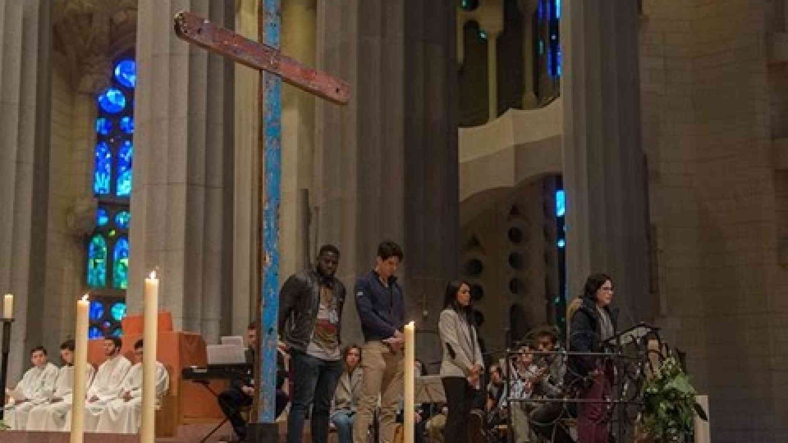 La croce di Lampedusa alla Sagrada Família (Guarda il video)