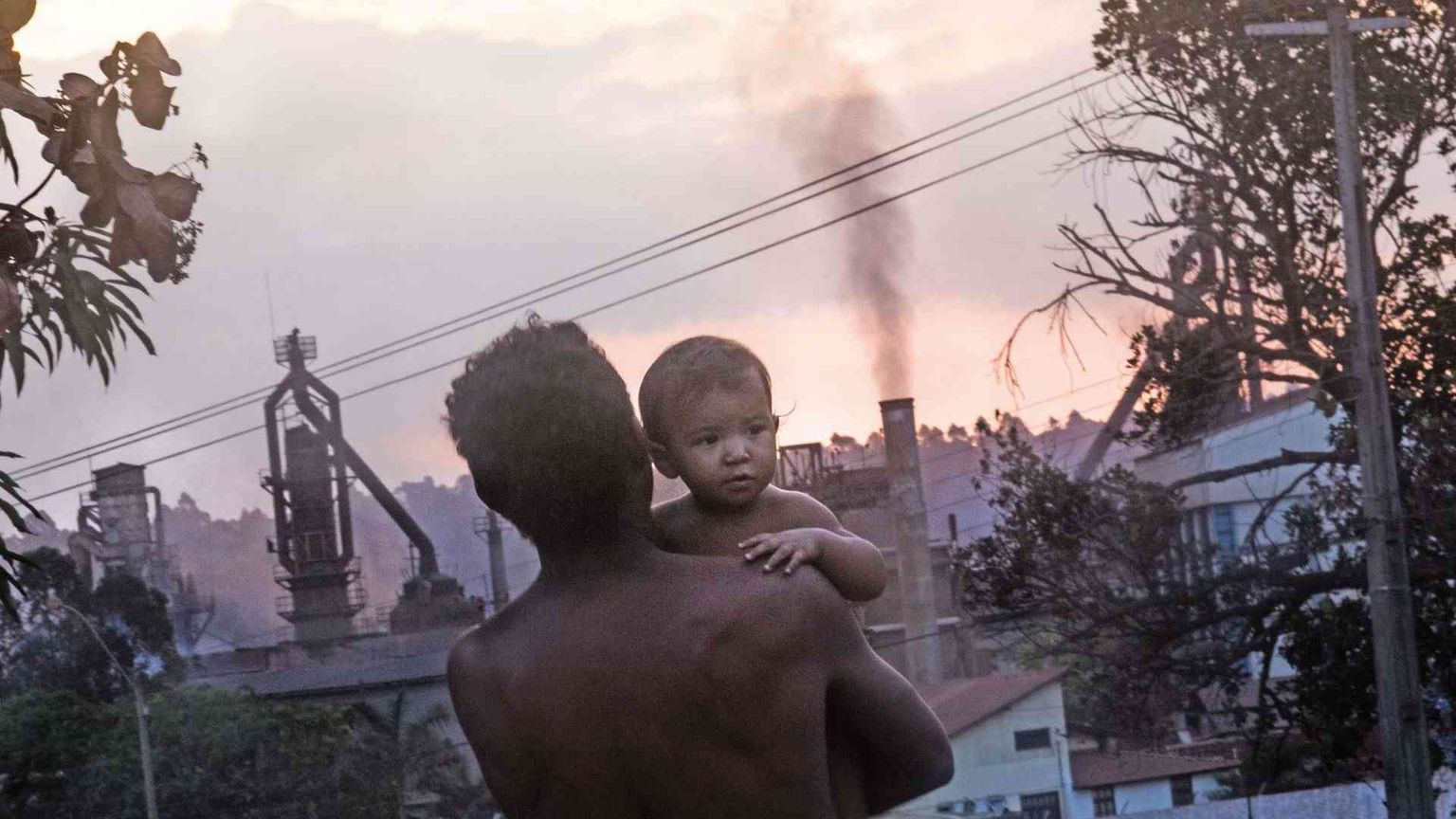 Si trasferisce il paese che non vuole respirare veleni