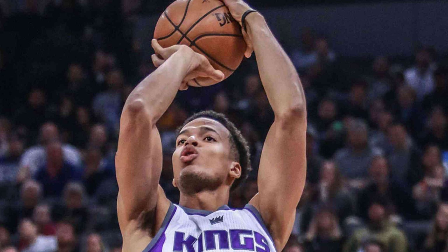 Skal, vita da eroe: dal sisma di Haiti ai campi dorati Nba
