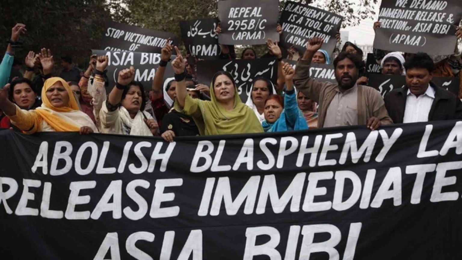 Pakistan, «vili ricatti» sui detenuti cristiani