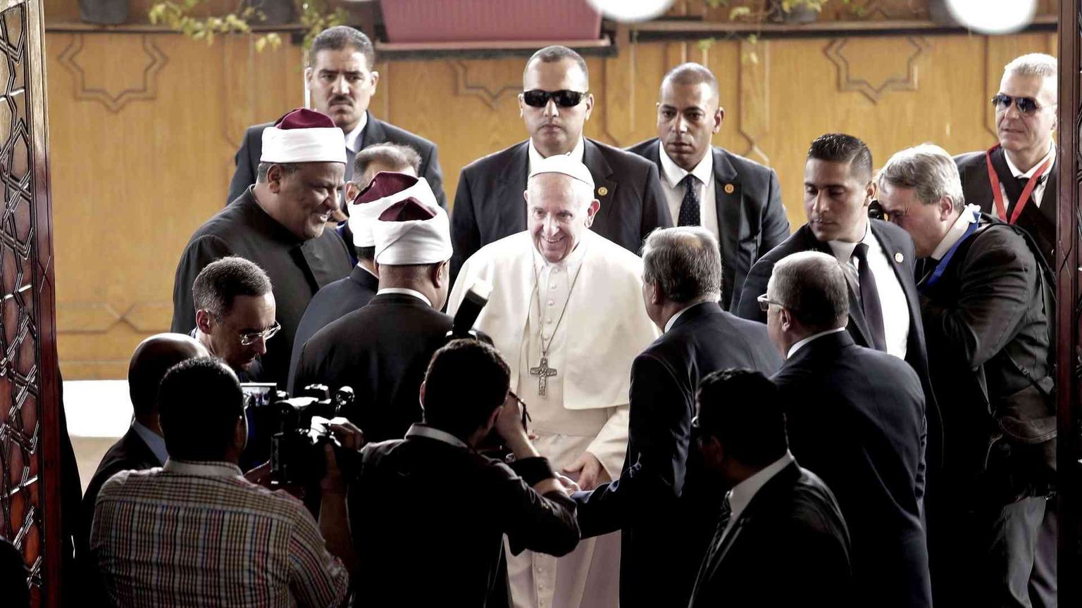 Il Papa all'università sunnita al-Azhar: dialogo tra religioni è via di verità