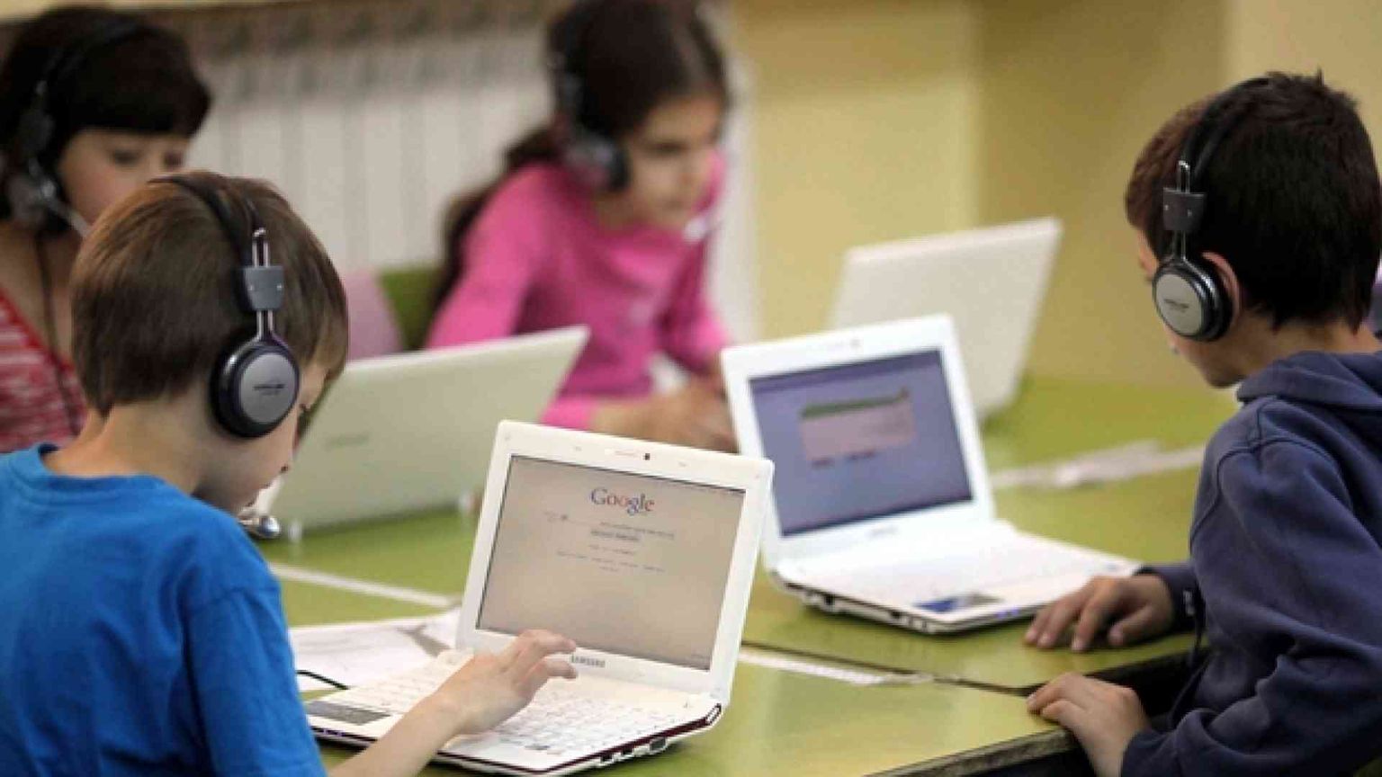 BastaBufale, scende in campo la scuola