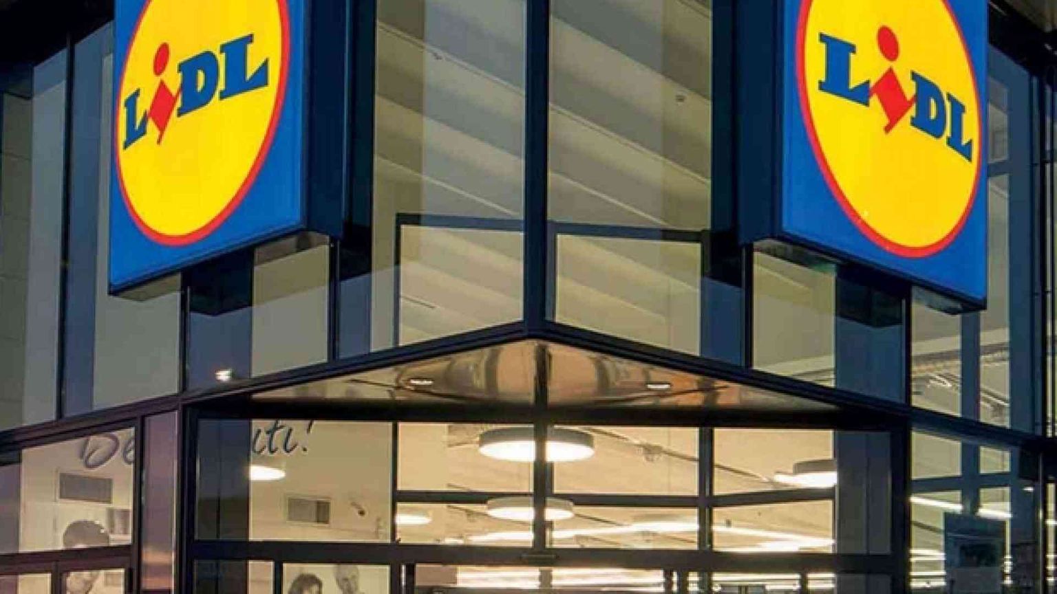 La cosca nei super Lidl e perfino negli uffici del Tribunale.14 arresti