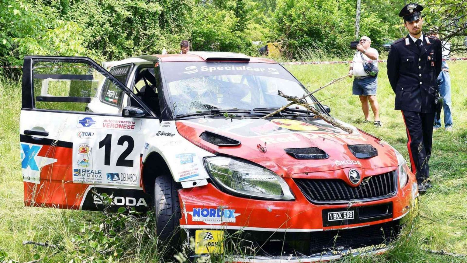 Auto travolge spettatori nel rally, morto bimbo di 6 anni