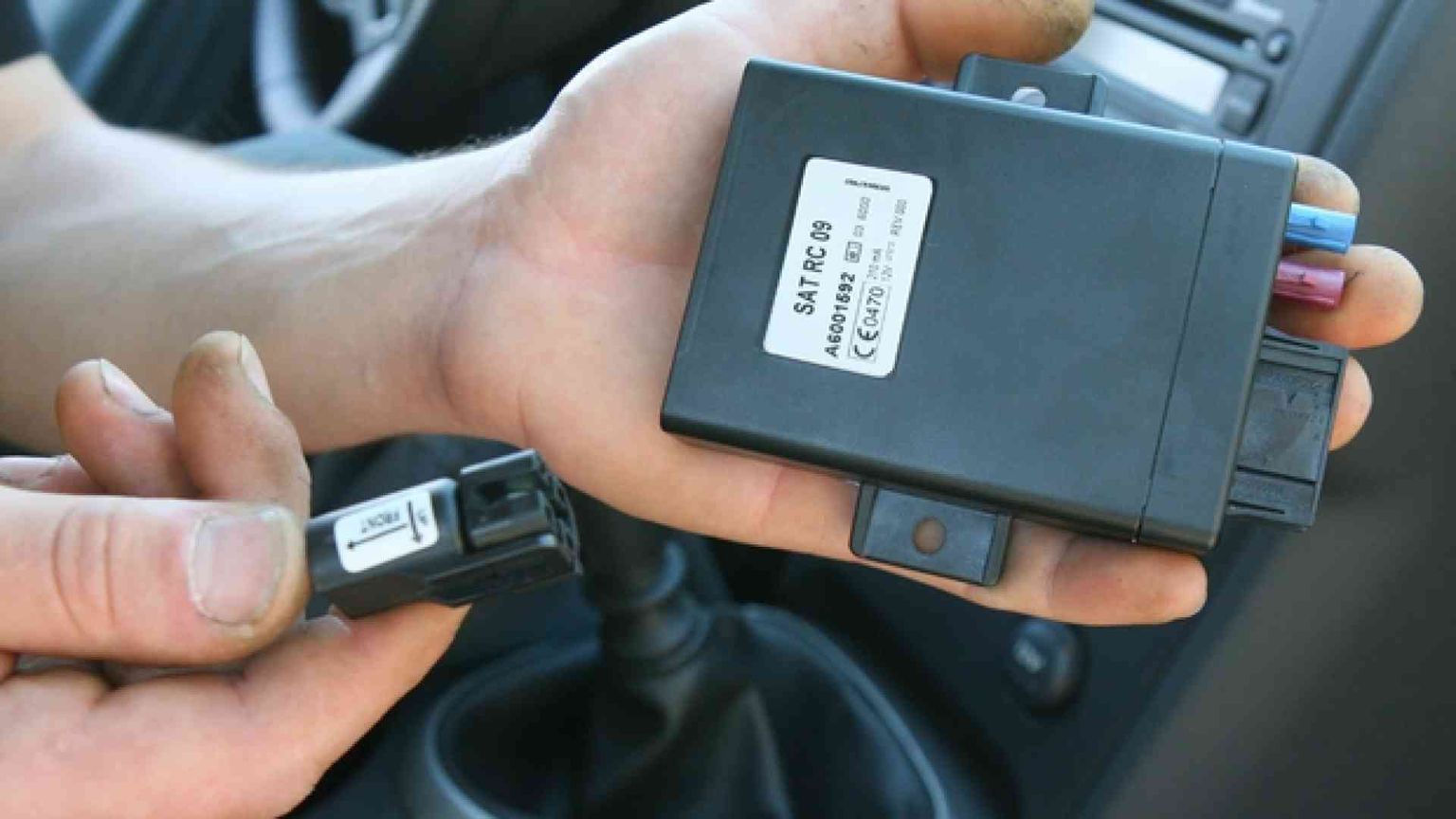 Boom della scatola nera in auto, ma conviene davvero?