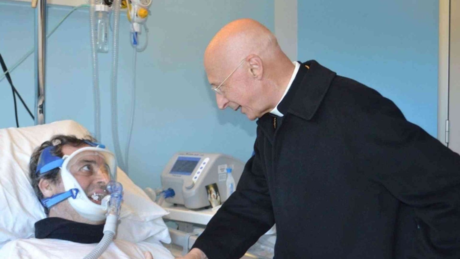 Padre Paris: io e la Sla, ecco perché ho amato la vita fino all'ultimo respiro