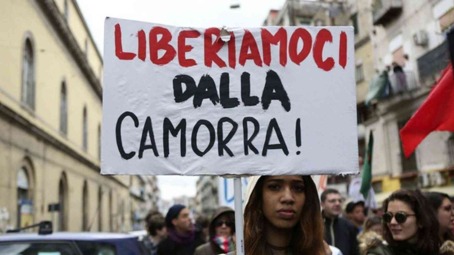La camorra va fermata. Salviamo i bimbi di Afragola