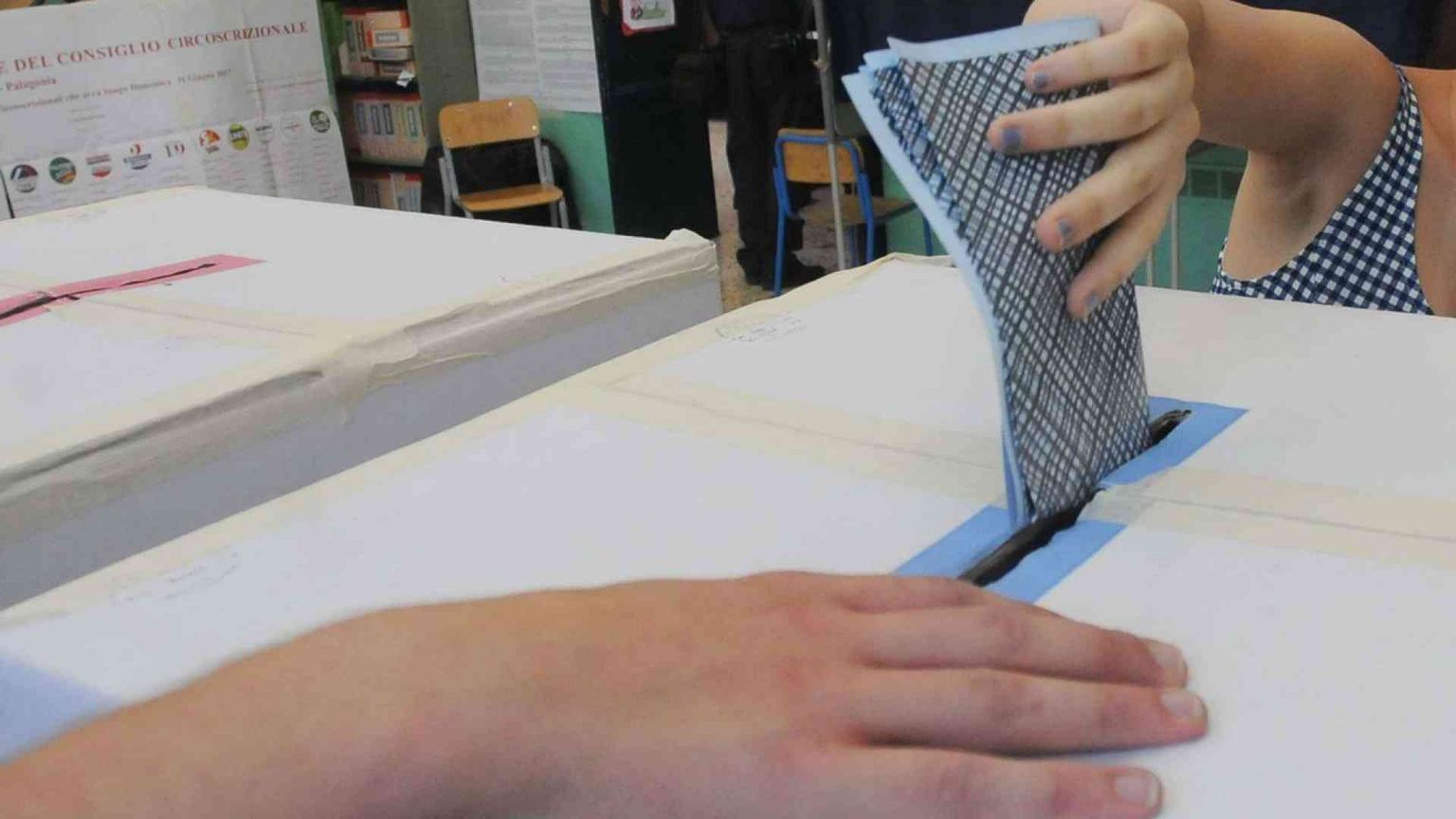 Crolla il M5S: fuori dai ballottaggi