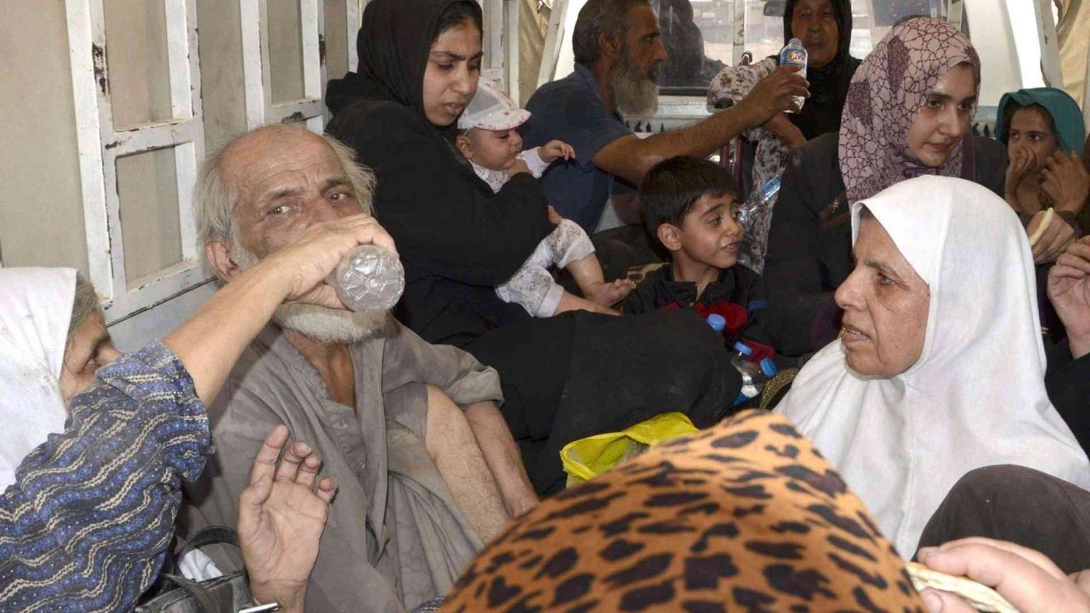 «Vittoria a Mosul», ma ora è allarme per 120mila profughi