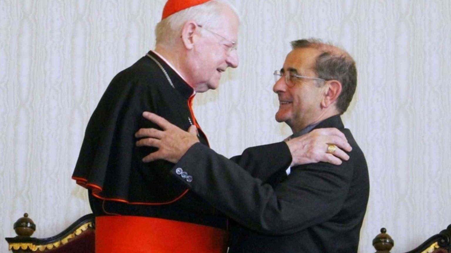 È Delpini il nuovo arcivescovo di Milano. «Qui nessuno si senta straniero»