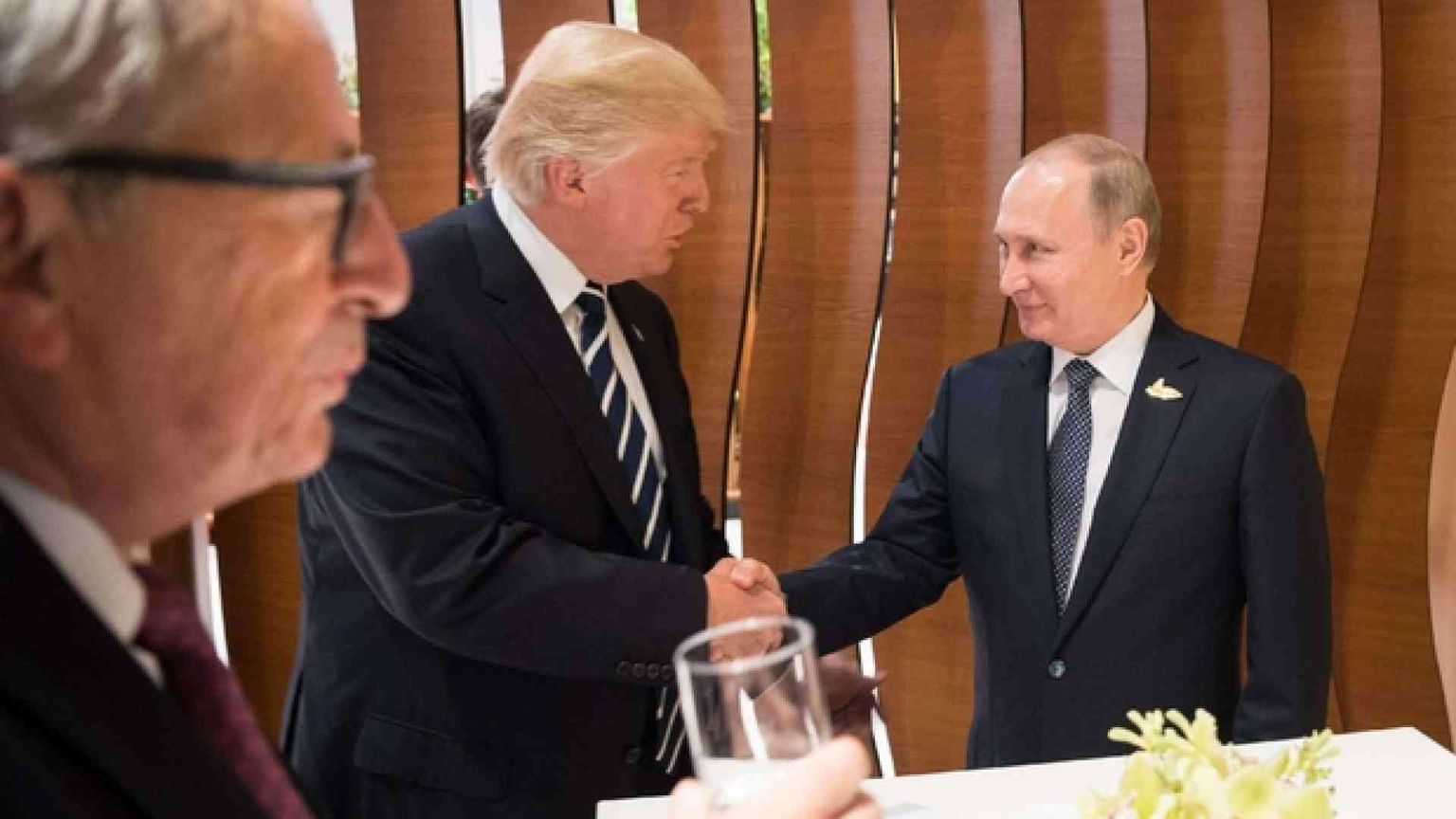 Trump-Putin, colloquio fiume. «Tregua nel sud della Siria»